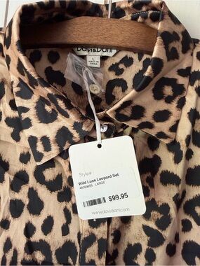 DAVI & DANI Leopard Print Satin Like Blouse & Pant Set - Tan & Black NWT 2pc